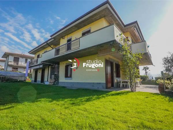 VILLA INDIPENDENTE DIVISA IN TRE UNITA'