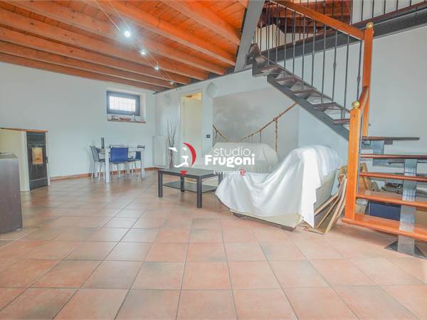 APPARTAMENTO IN CENTRO STORICO SU DUE LIVELLI